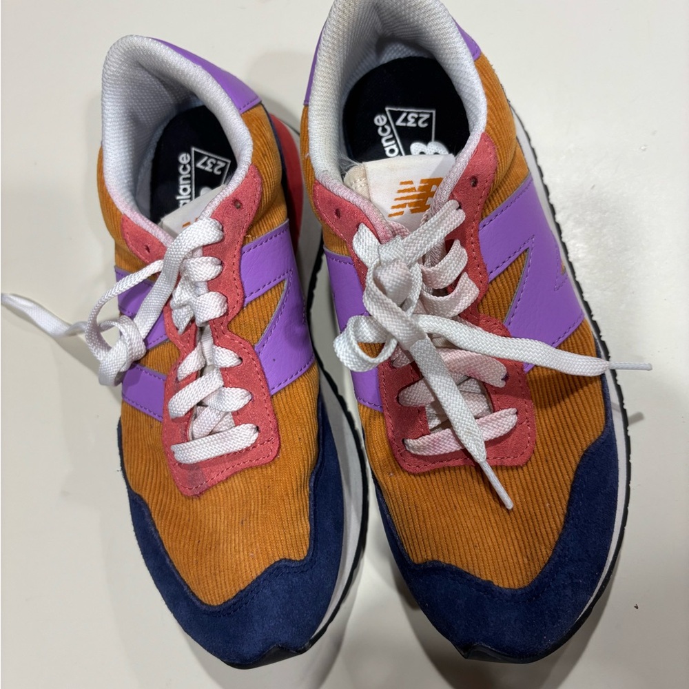 New Balance 237 women’s size 6.5 WS237WT1 - corduroy retro inspired-